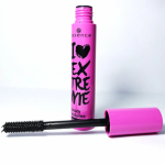 Essence i love extreme crazy volume mascara